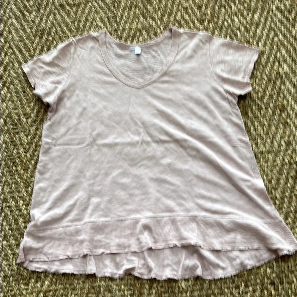 WILT Raw edge V-neck T-shirt Size Large - Picture 1 of 2